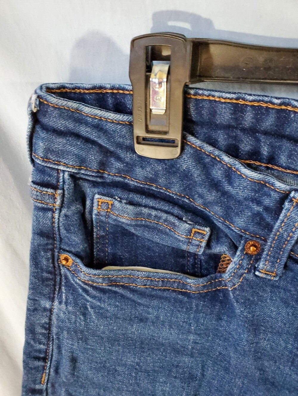 Old Navy Classic Straight-Leg Women’s Jeans in Dark Blue Size 12 - Picture 6 of 10